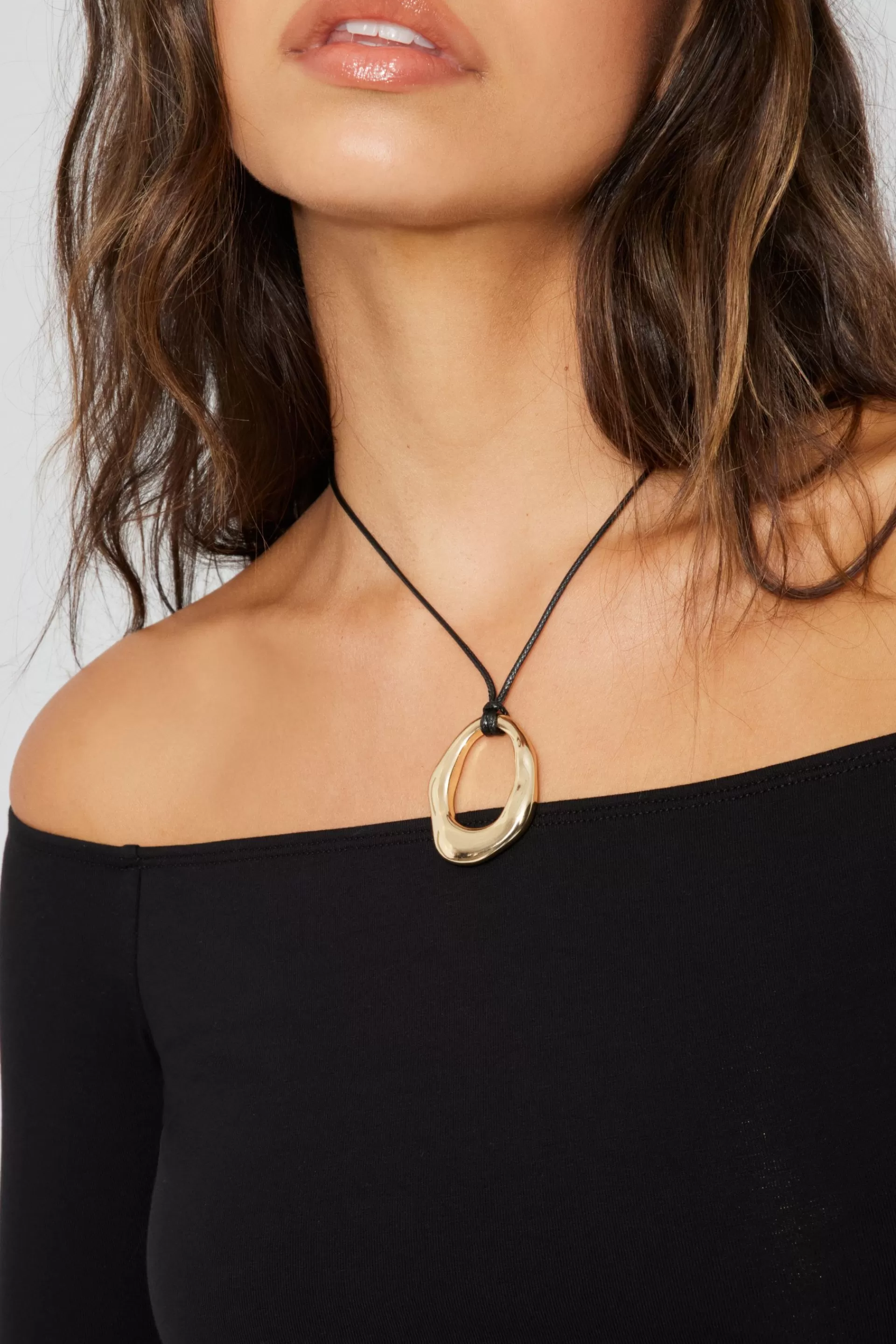 Oval Pendant Necklace*Garage Clothing Cheap