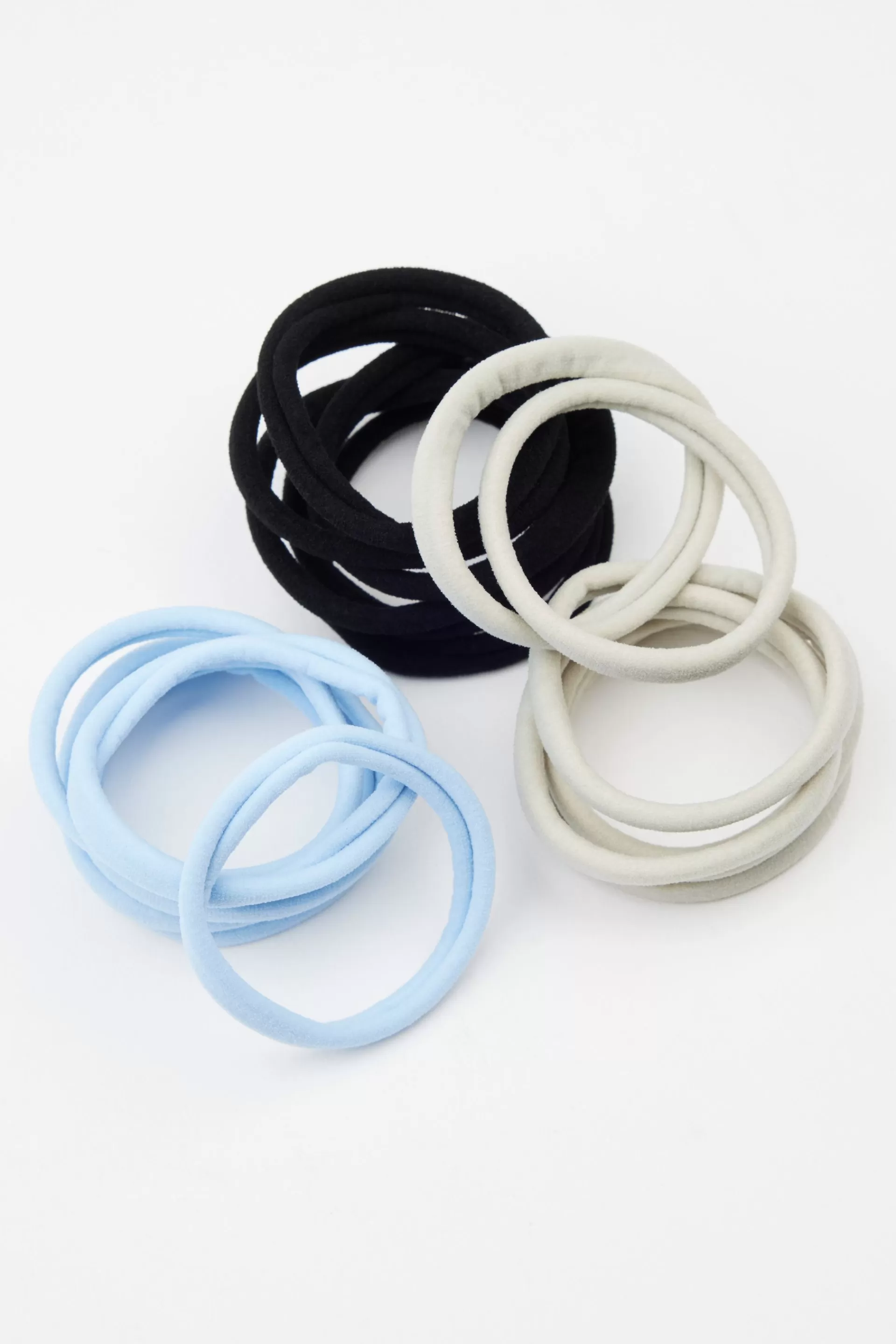 Pack Of 18 Seamless Hair Elastics*Garage Clothing Shop